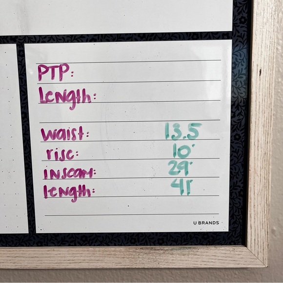 Abercrombie and Fitch Women 90s Straight Ultra High Rise Dark Wash Denim Rip Kne - Picture 11 of 11